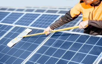 mantenimiento de paneles solares